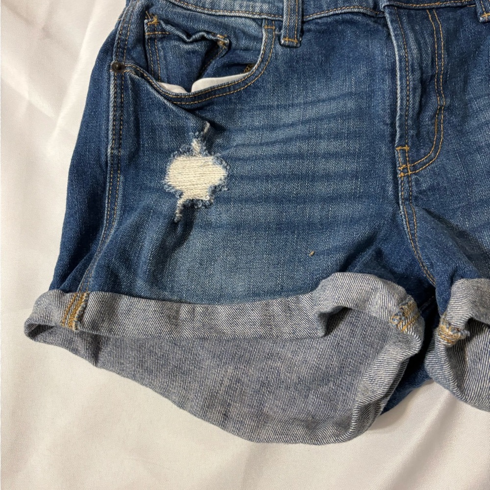 Old Navy Women’s size 4 Midrise Boyfriend blue jeans shorts distressed‎ - Picture 8 of 11
